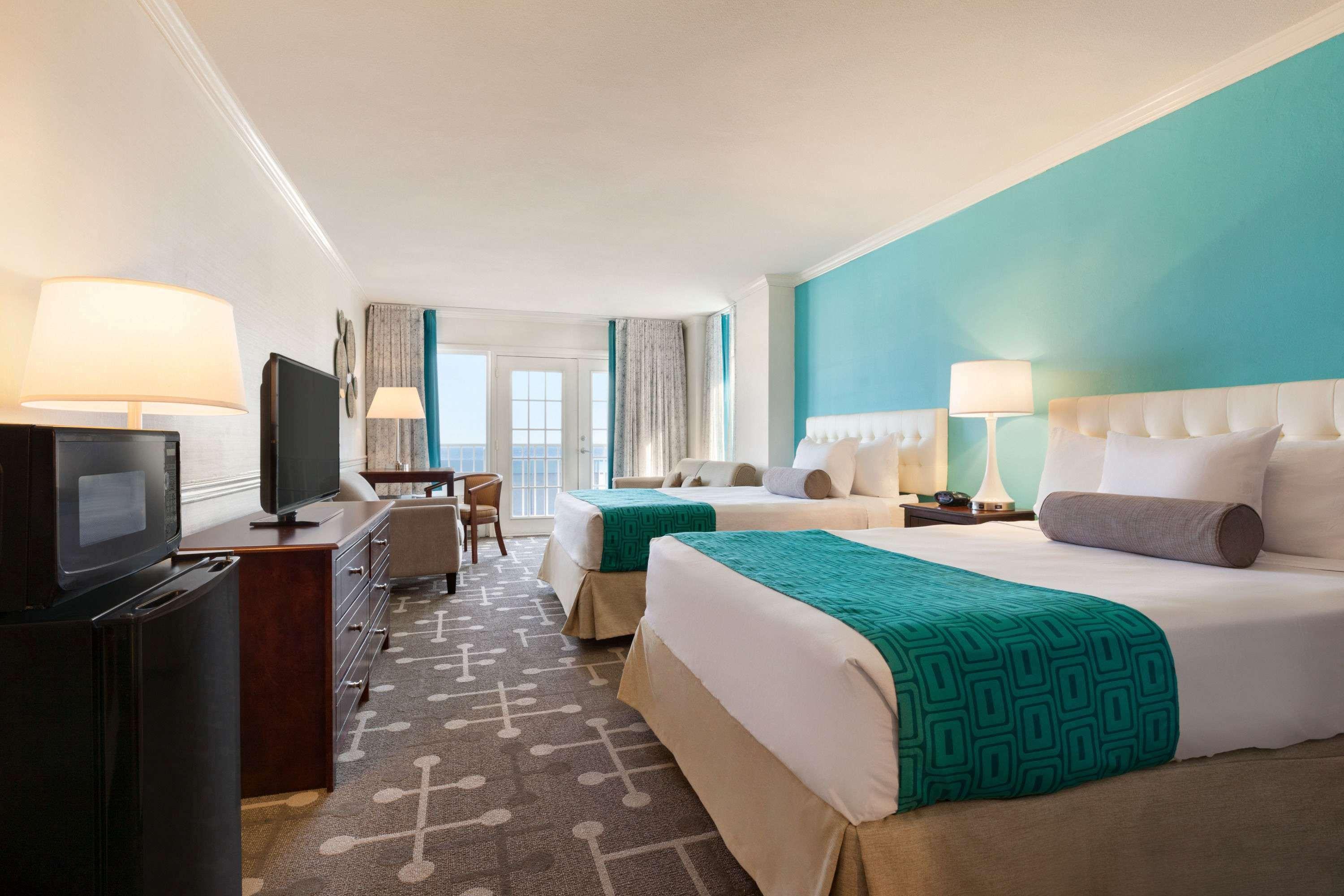 Howard Johnson Plaza By Wyndham Ocean City Oceanfront מראה חיצוני תמונה