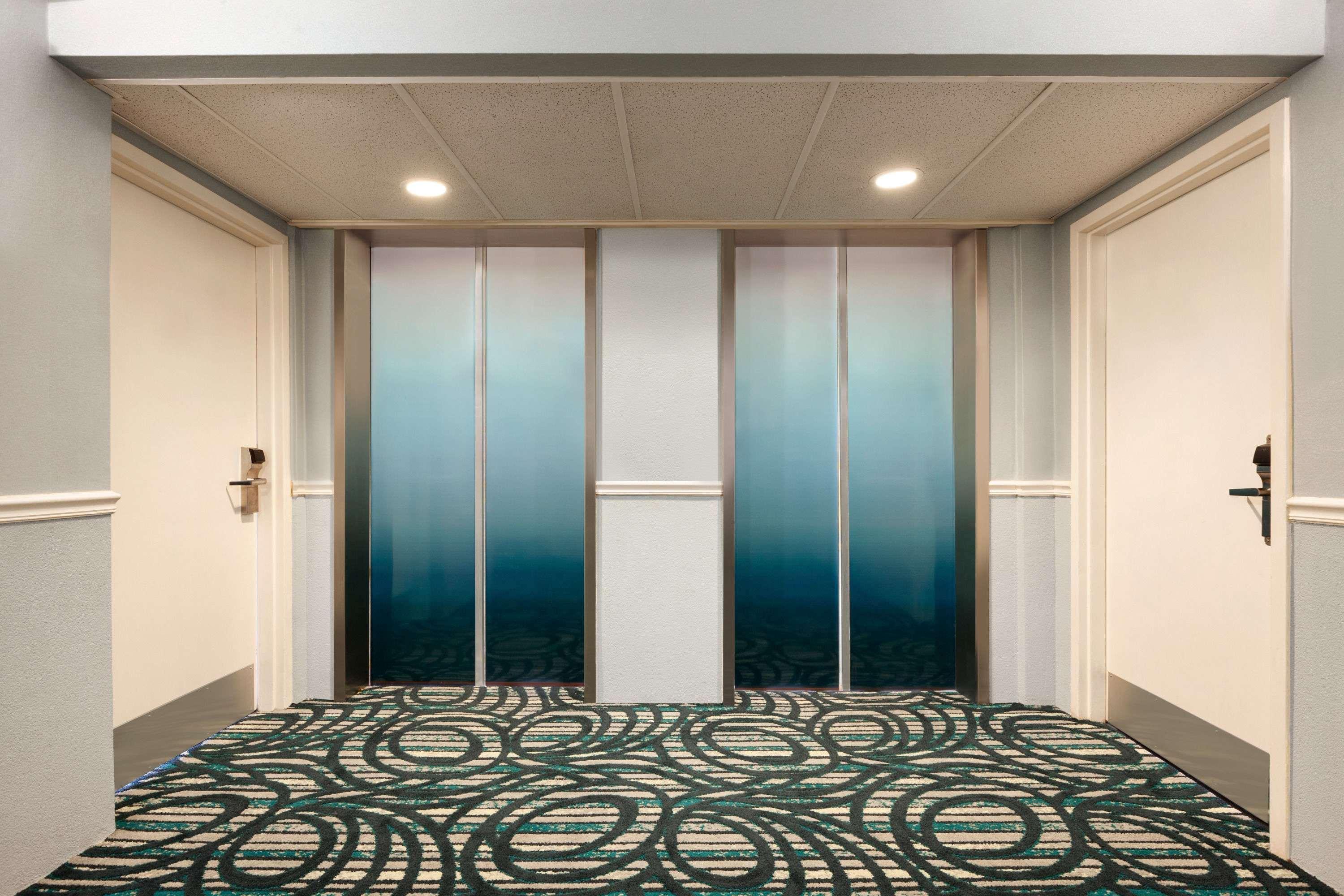 Howard Johnson Plaza By Wyndham Ocean City Oceanfront מראה חיצוני תמונה