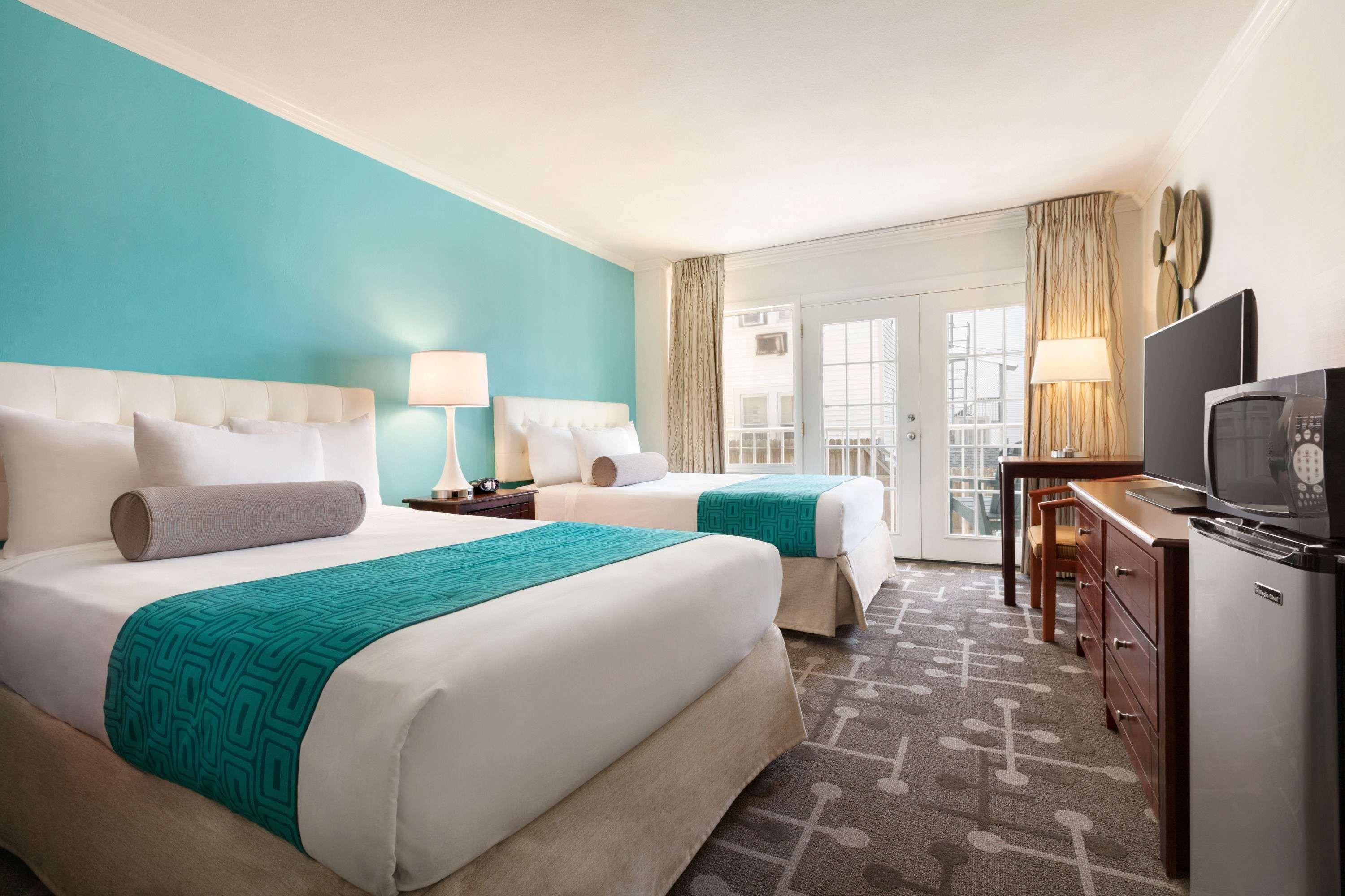 Howard Johnson Plaza By Wyndham Ocean City Oceanfront מראה חיצוני תמונה