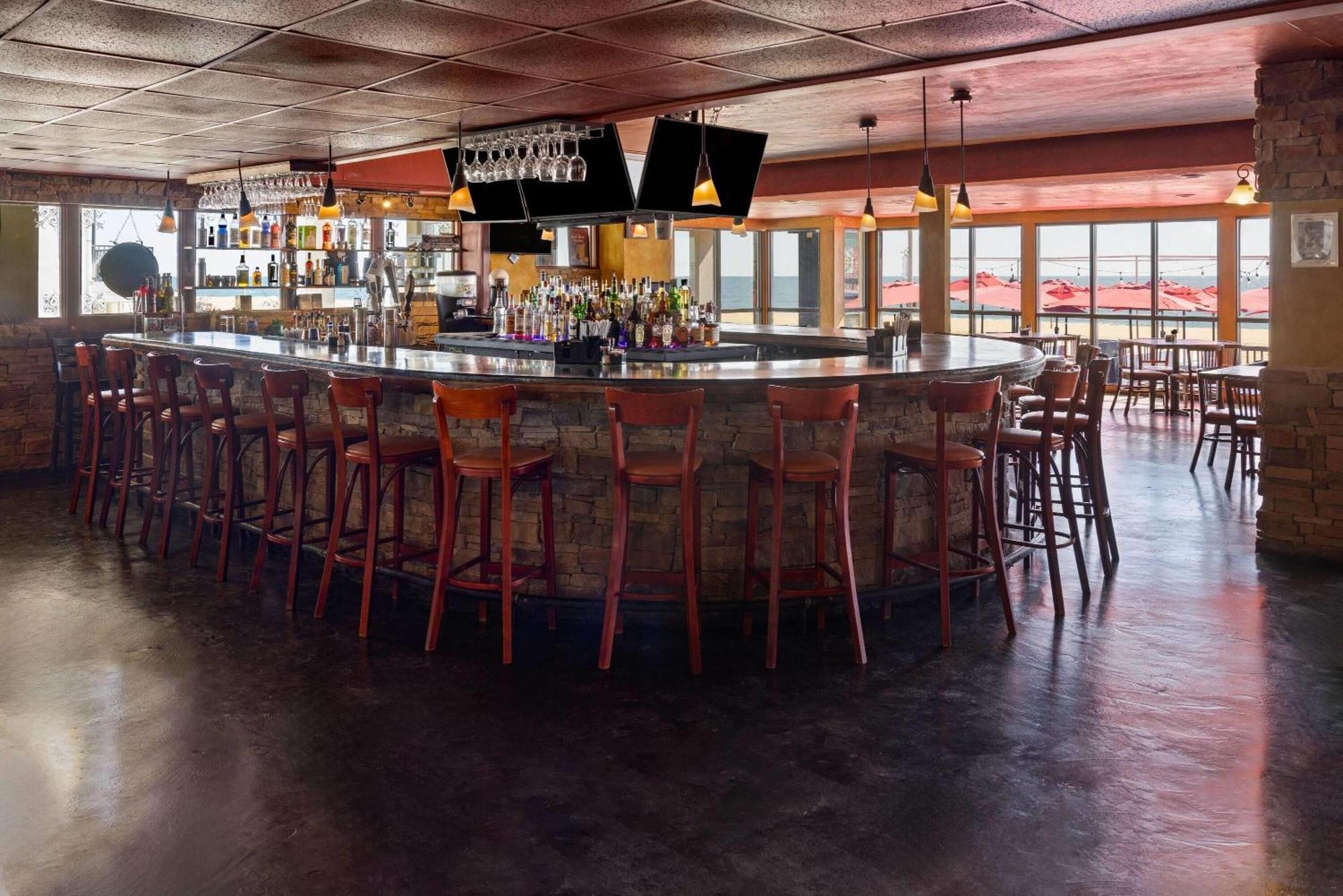 Howard Johnson Plaza By Wyndham Ocean City Oceanfront מראה חיצוני תמונה
