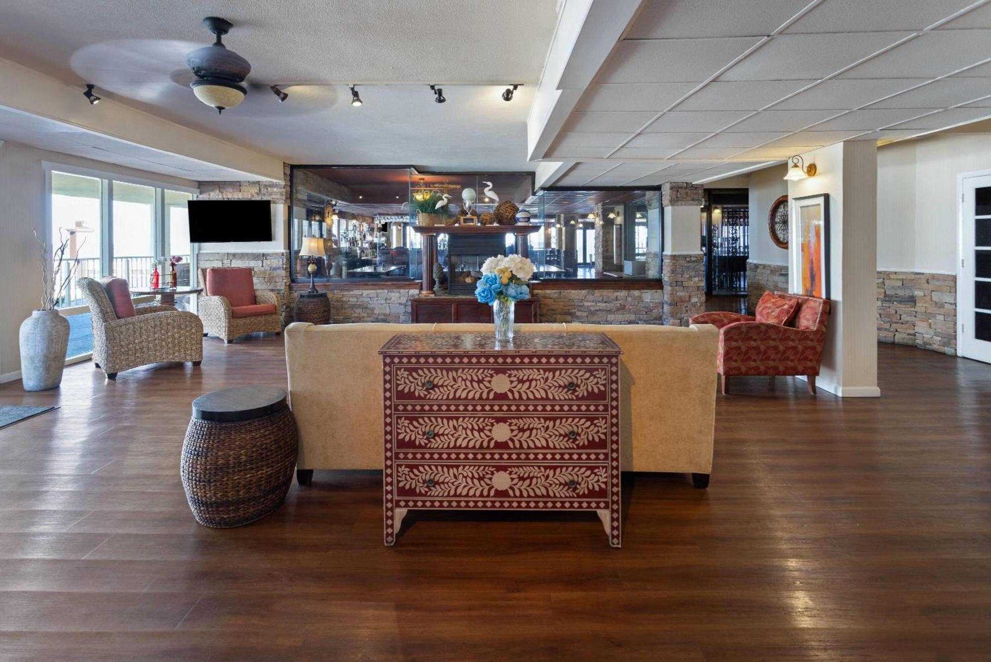Howard Johnson Plaza By Wyndham Ocean City Oceanfront מראה חיצוני תמונה