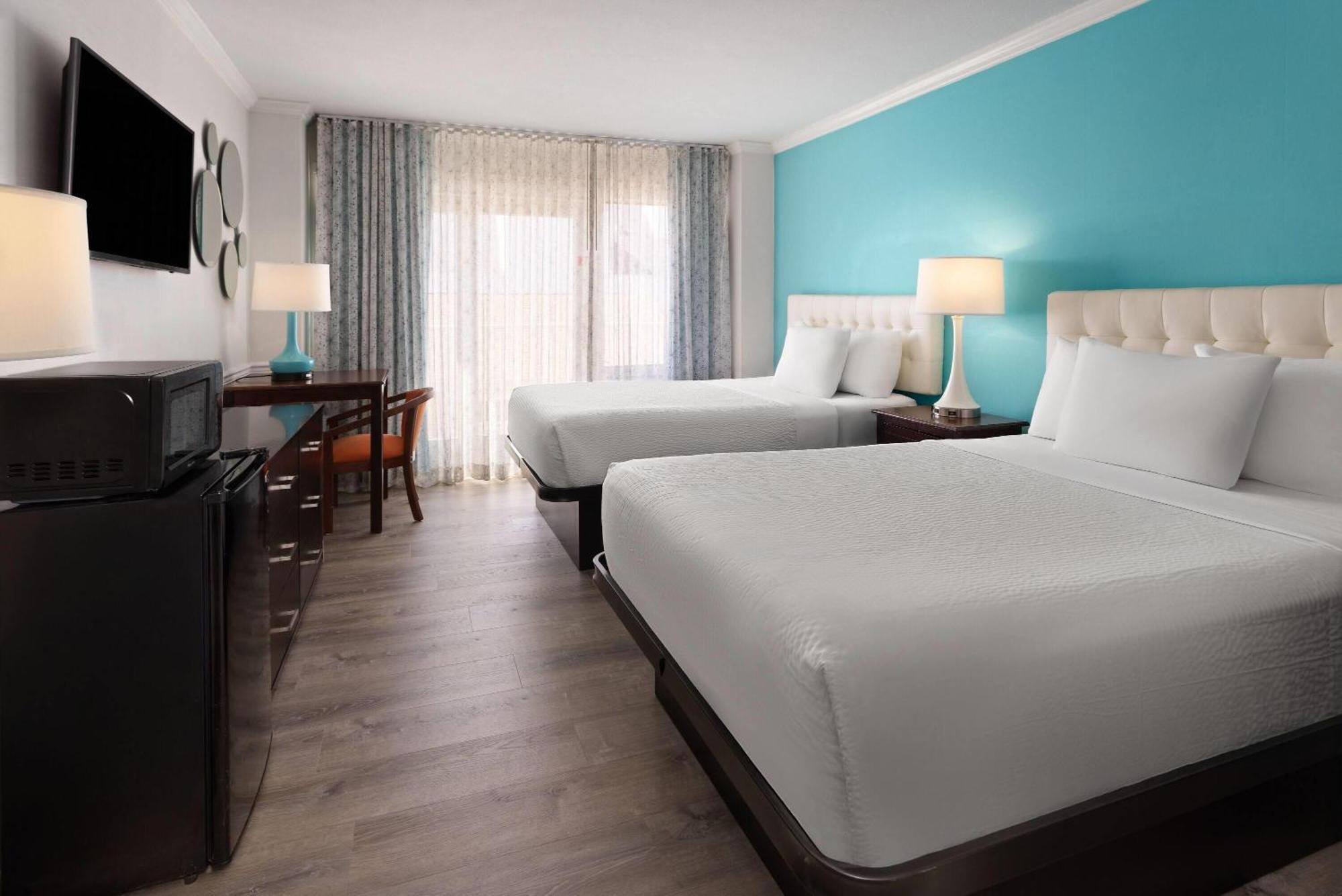 Howard Johnson Plaza By Wyndham Ocean City Oceanfront מראה חיצוני תמונה