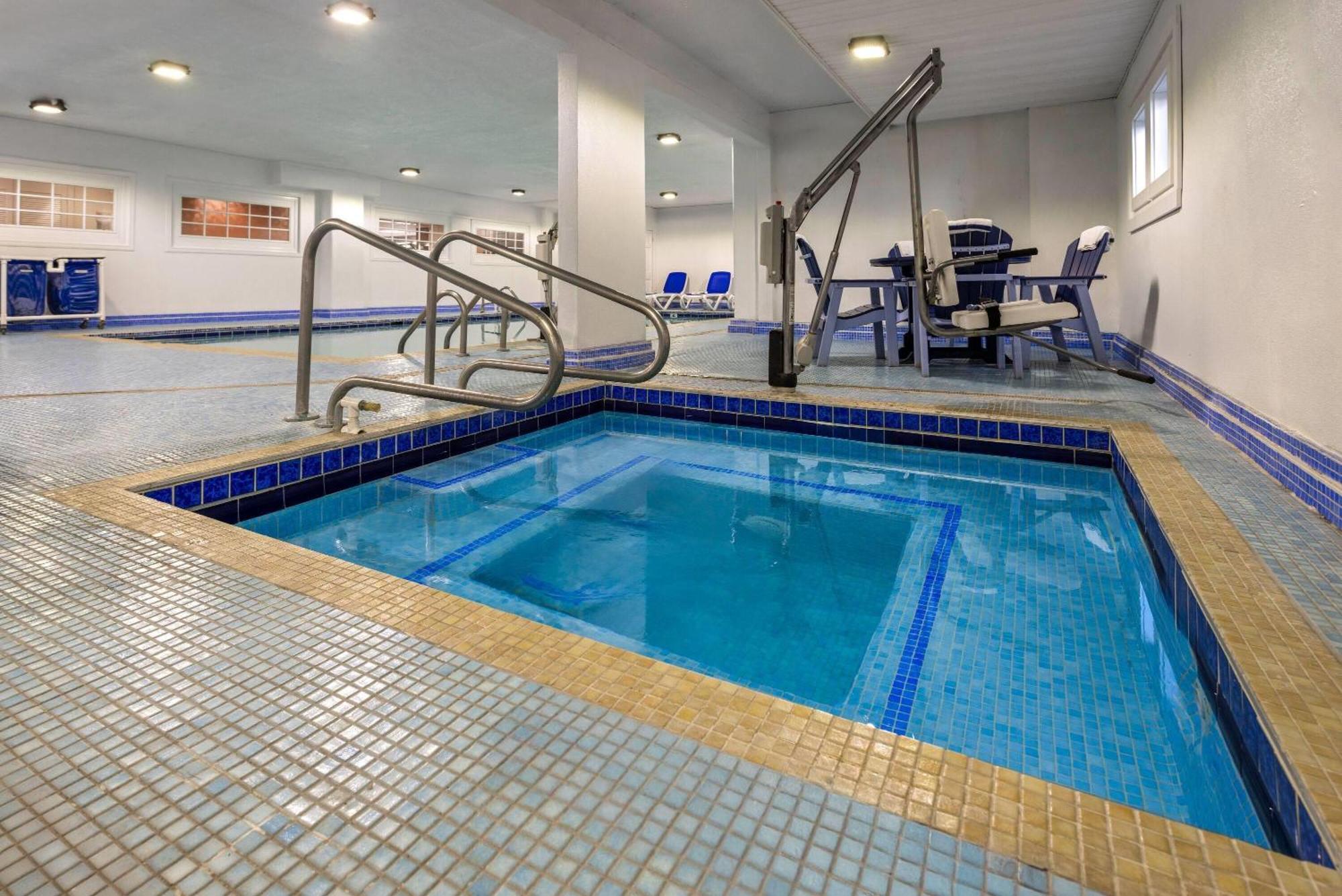 Howard Johnson Plaza By Wyndham Ocean City Oceanfront מראה חיצוני תמונה