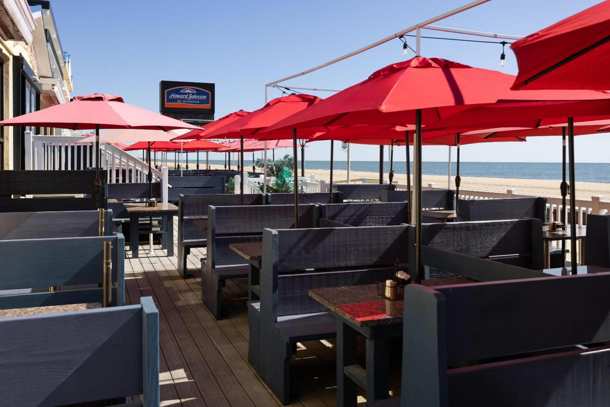 Howard Johnson Plaza By Wyndham Ocean City Oceanfront מראה חיצוני תמונה